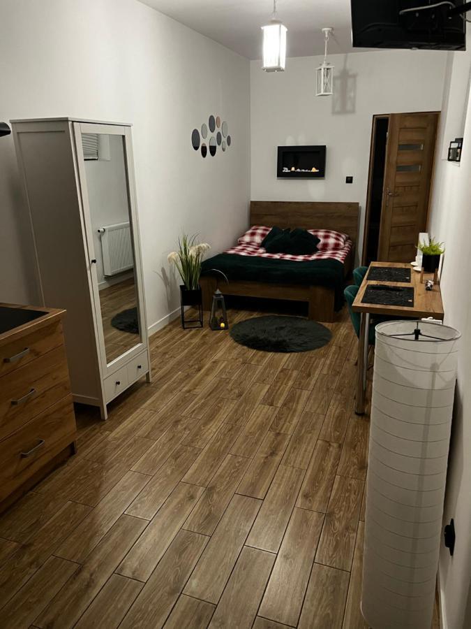 Hostel Suchedniow Exterior photo